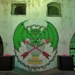 Bat & Arrow