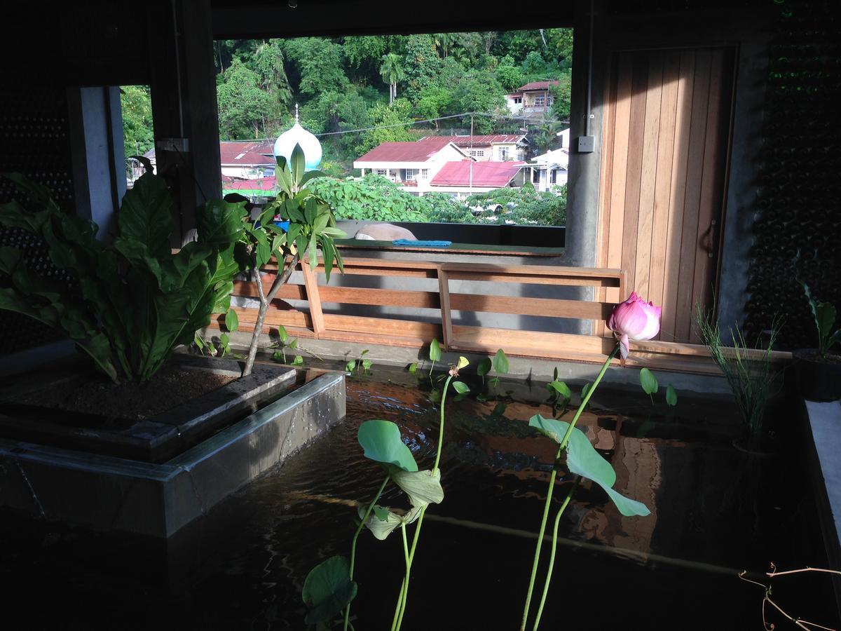 Bat & Arrow Hotel Padang (Sumatra)