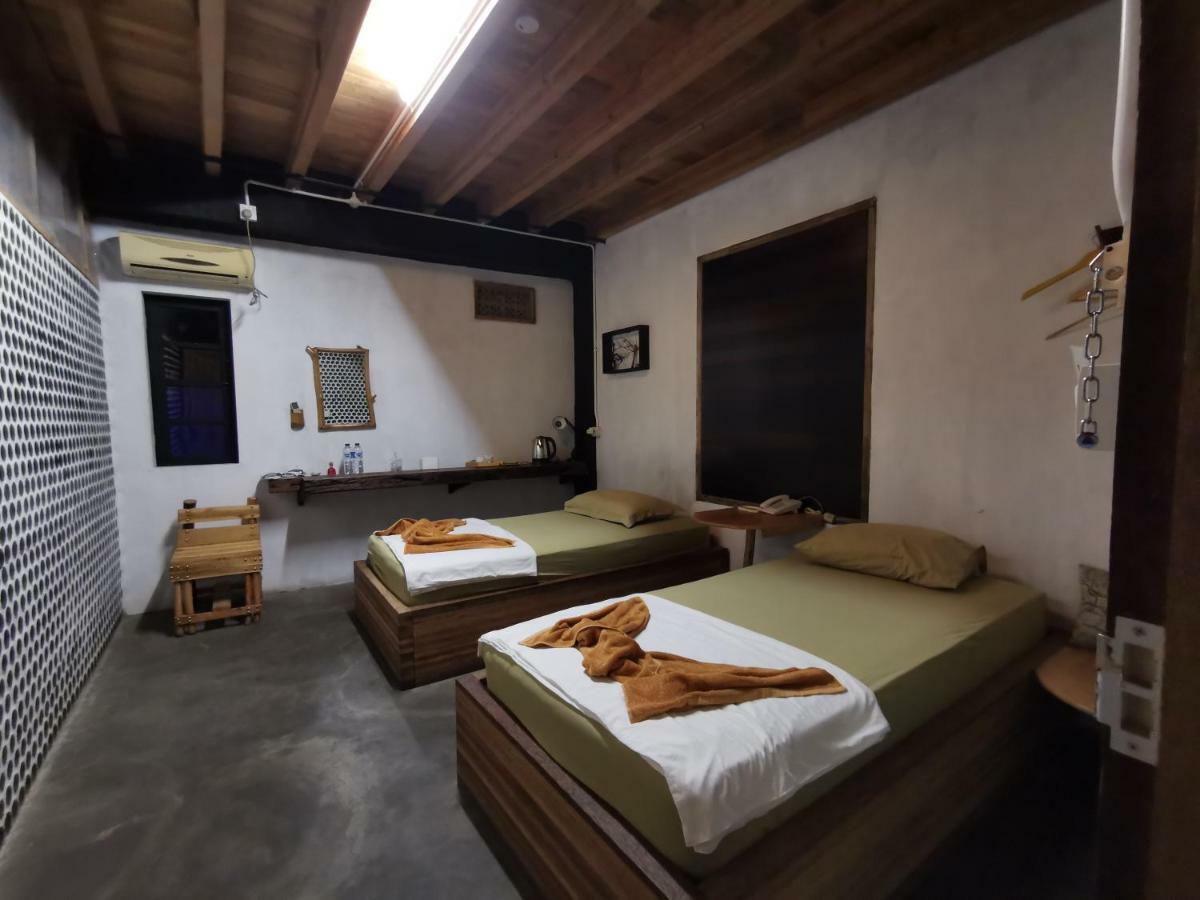 Hotel Bat & Arrow 2*
